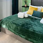 Citroom - Pensión 3*